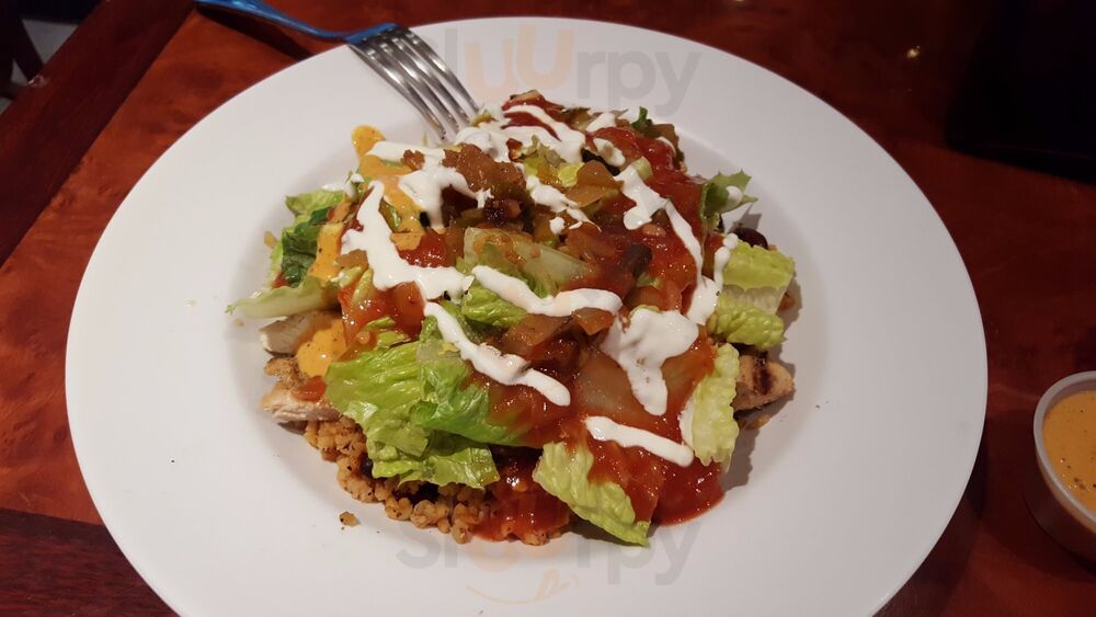 Muscle Maker Grill Midtown East