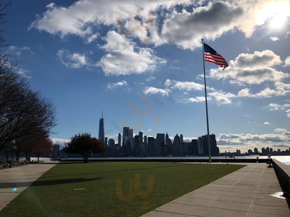 Ellis Island Cafe