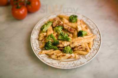 Famous Original Ray's Pizza