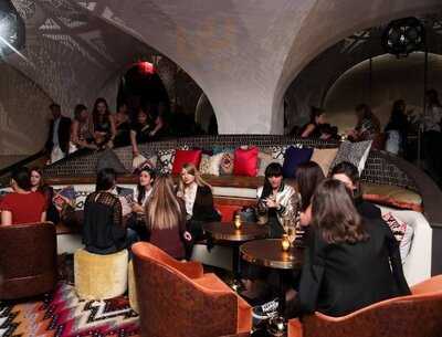 Celon Cocktail Bar & Lounge