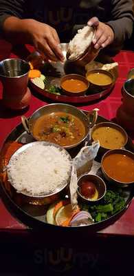 Malingo Restaurant & Bar