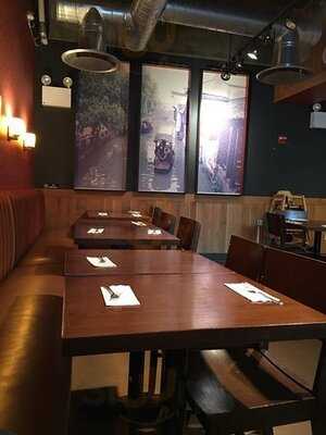 Hiro Sushi At Ollie's