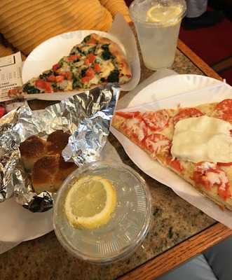 Manhattan Brick Oven Pizza