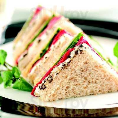 Yorkk Deli & Alcohol