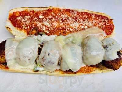 Yorkk Deli & Alcohol