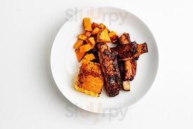 Pulled & Chopped  Bbq Sandwiches & Bowls