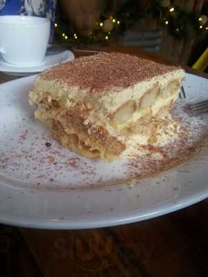 Oui, Oui Crepes And Pizza