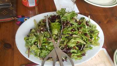 Oui, Oui Crepes And Pizza