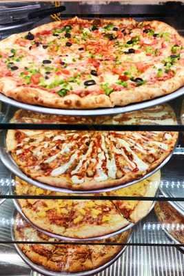 L.e.s Pizza And Burger