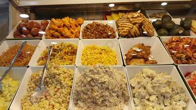 Heavenly Market And Deli