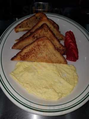 East Village New Deli