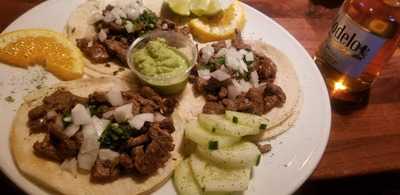 Classic Thomas Pizza Restaurant