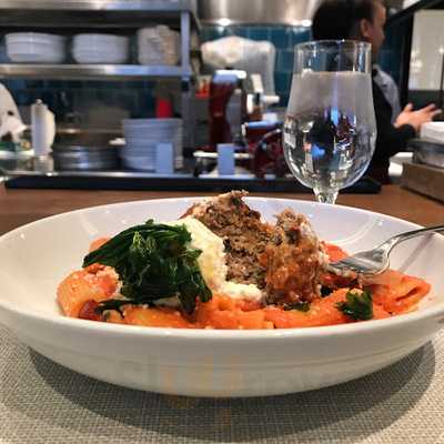 Bryant Park Pizza Parlor