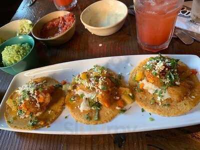 Gonza Tacos Y Tequila