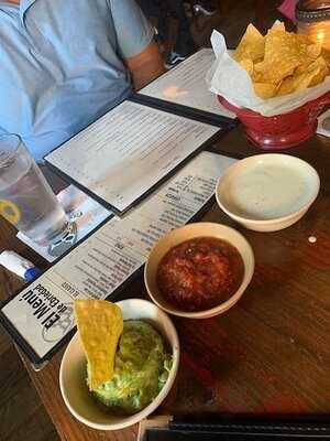 Gonza Tacos Y Tequila