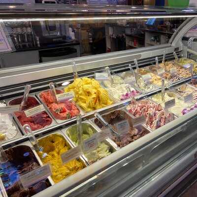 Paciugo Gelato & Caffe