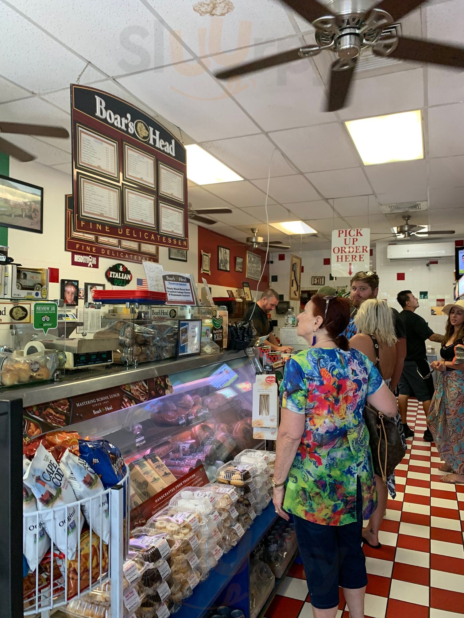 V & S Italian Deli