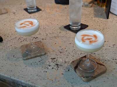 Salar Restaurant And Lounge