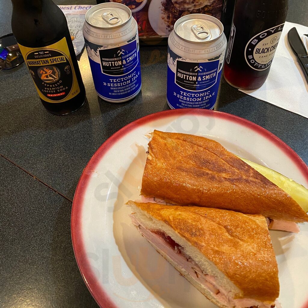 River Street Deli