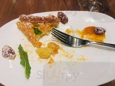 Eno Vino Wine Bar & Bistro