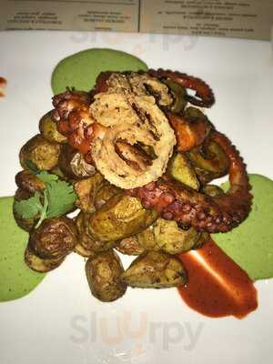 Eno Vino Wine Bar & Bistro