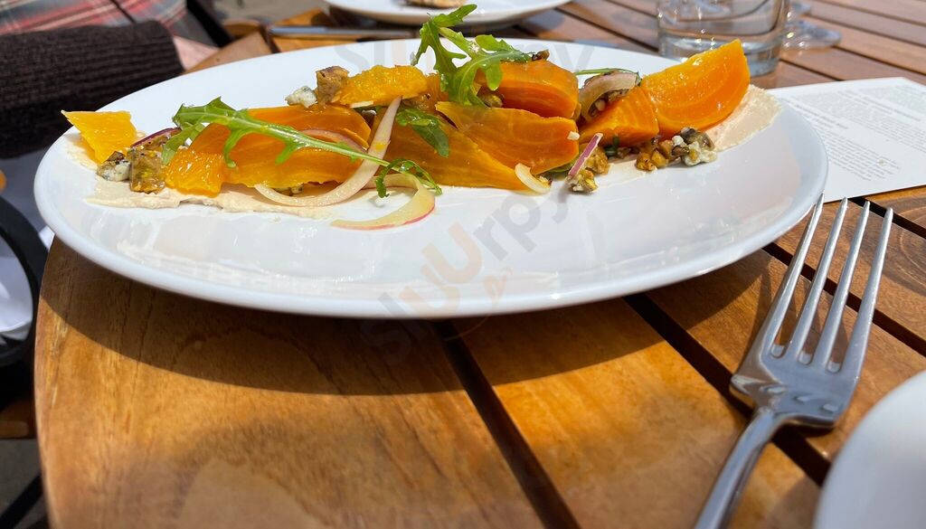 King Estate Restaurant & Tasting Room