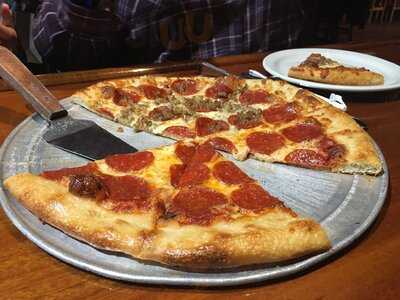 Thirsty Fellow Pizzeria And Pub