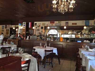 Casimir French Bistro