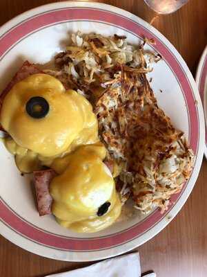 Cope's Knotty Pine Cafe