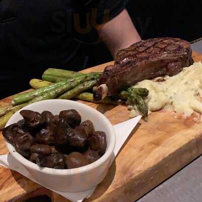 Venue Restaurant & Lounge