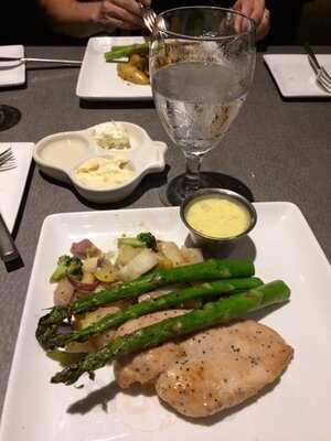 Venue Restaurant & Lounge