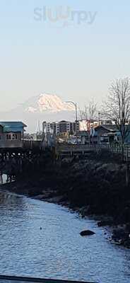 Anthony's At Point Defiance