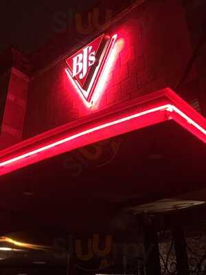 Bj's Restaurant & Brewhouse