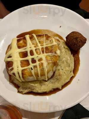 Sassafras Southern Bistro