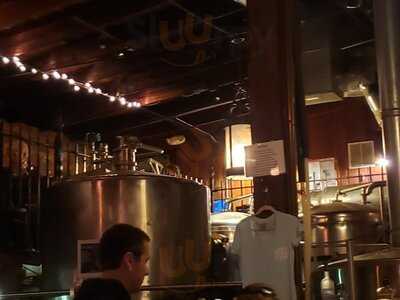 Hunter-gatherer Brewery & Alehouse