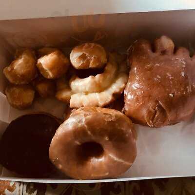 Ray's Donuts