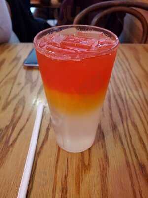 Roscoe's House Of Chicken And Waffles