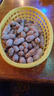 Quinn's Lighthouse Restaurant And Pub