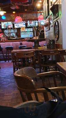 Quinn's Lighthouse Restaurant And Pub