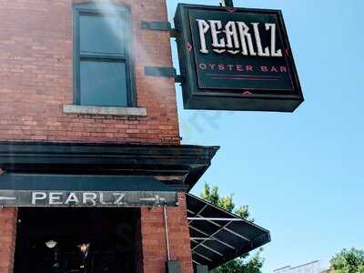 Pearlz Oyster Bar