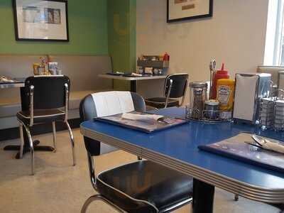 Monty's Blue Plate Diner