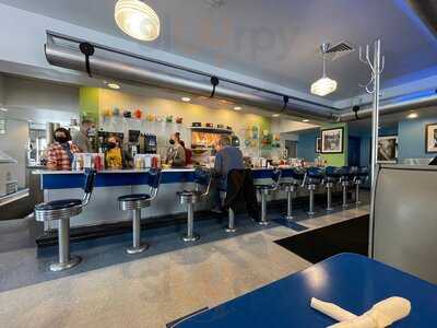 Monty's Blue Plate Diner