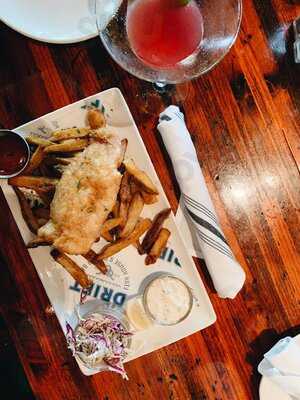 Drift Fish House & Oyster Bar