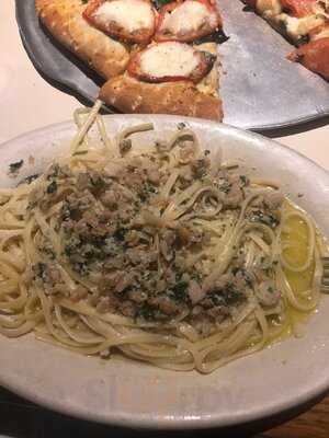 Joe Bologna's Restaurant And Pizzeria