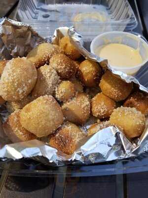 Mellow Mushroom Lincoln