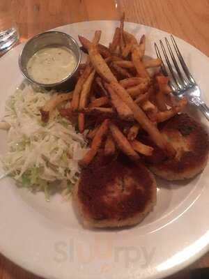 Hank's Oyster Bar Old Town