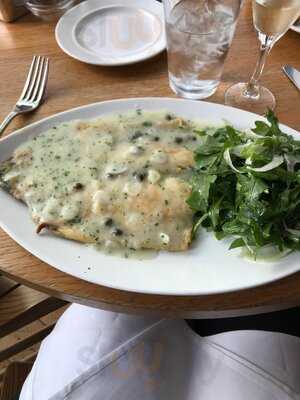 Hank's Oyster Bar Old Town