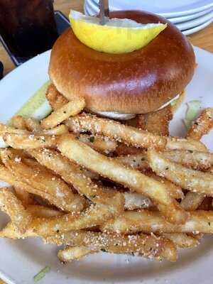 Harmon Pub & Brewery