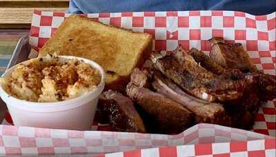 The Purple Daisy Picnic Cafe