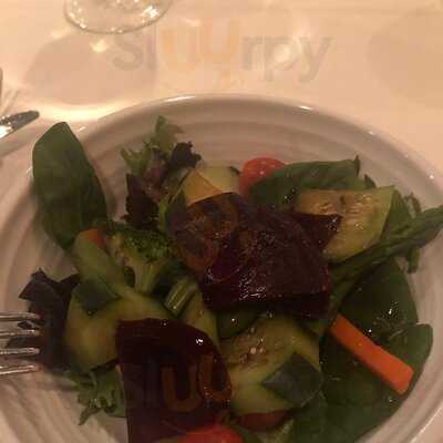 Brazeiros Churrascaria - Brazilian Steakhouse